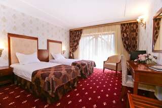 Отель Hotel Restaurant La Castel Яссы Двухместный номер с 1 кроватью или 2 отдельными кроватями-12