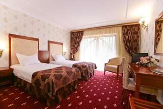 Отель Hotel Restaurant La Castel Яссы Двухместный номер с 1 кроватью или 2 отдельными кроватями-17